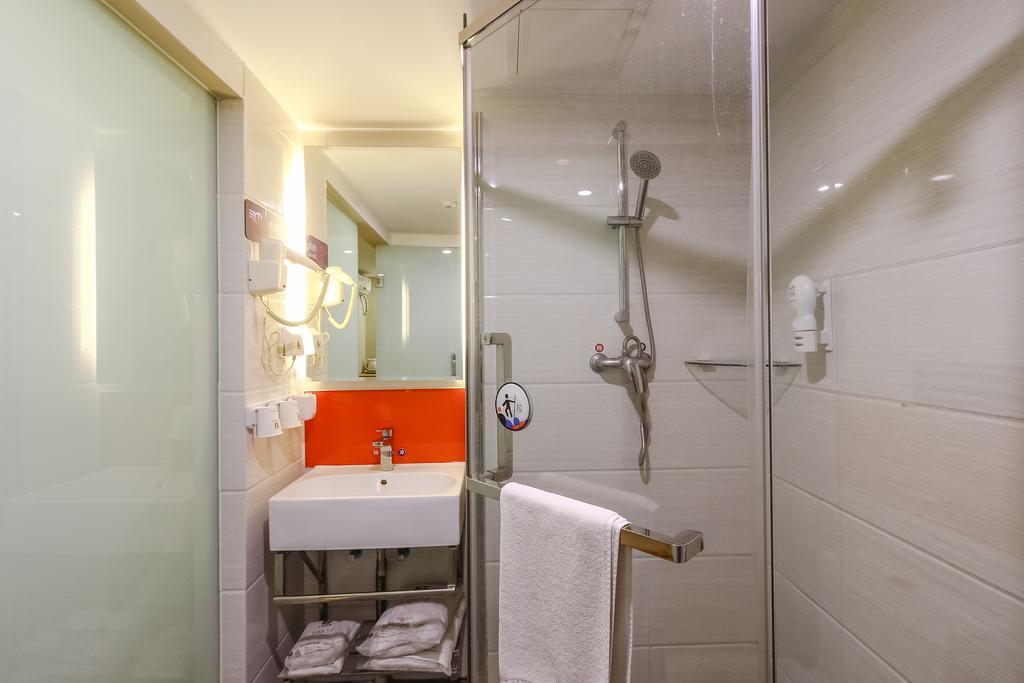 Готель 7Days Premium Guangzhou Tianhe Shipaiqiao Екстер'єр фото